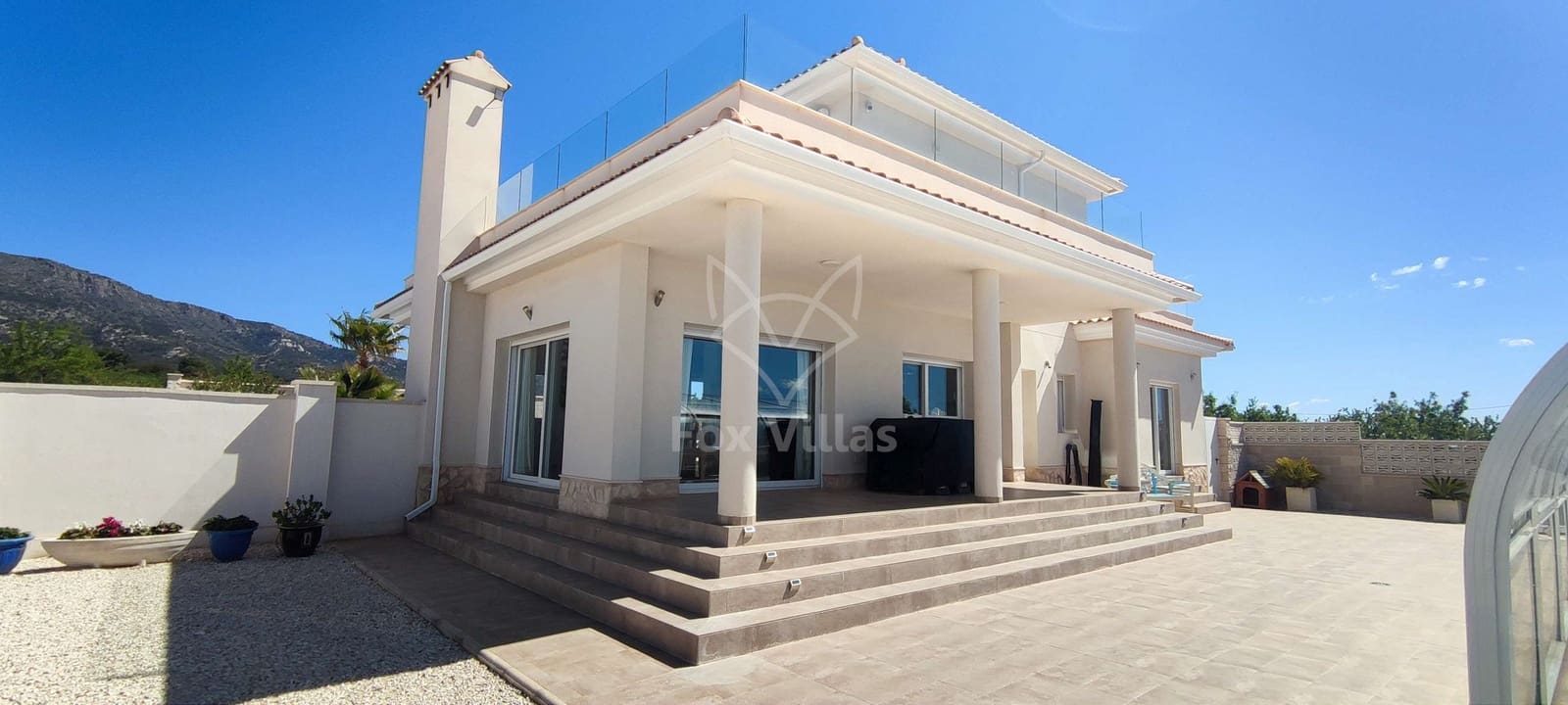 4 soveværelse Villa til salg i Pinoso med swimmingpool - € 595.000 (Ref: 9064483)