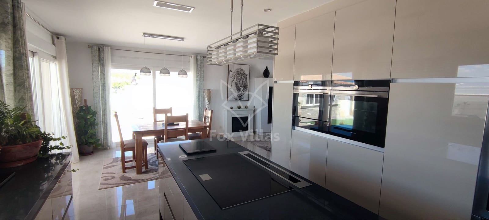 4 soveværelse Villa til salg i Pinoso med swimmingpool - € 595.000 (Ref: 9064483)