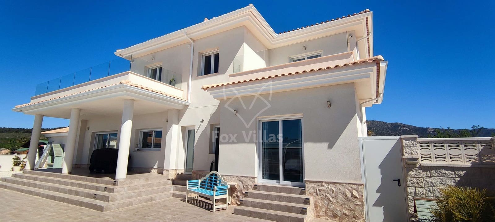 4 soveværelse Villa til salg i Pinoso med swimmingpool - € 595.000 (Ref: 9064483)