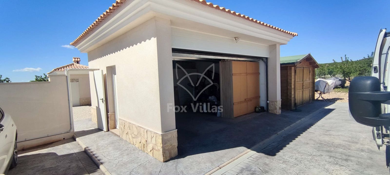 4 soveværelse Villa til salg i Pinoso med swimmingpool - € 595.000 (Ref: 9064483)