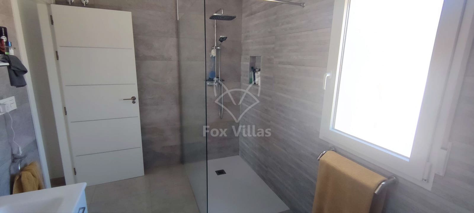 4 soveværelse Villa til salg i Pinoso med swimmingpool - € 595.000 (Ref: 9064483)