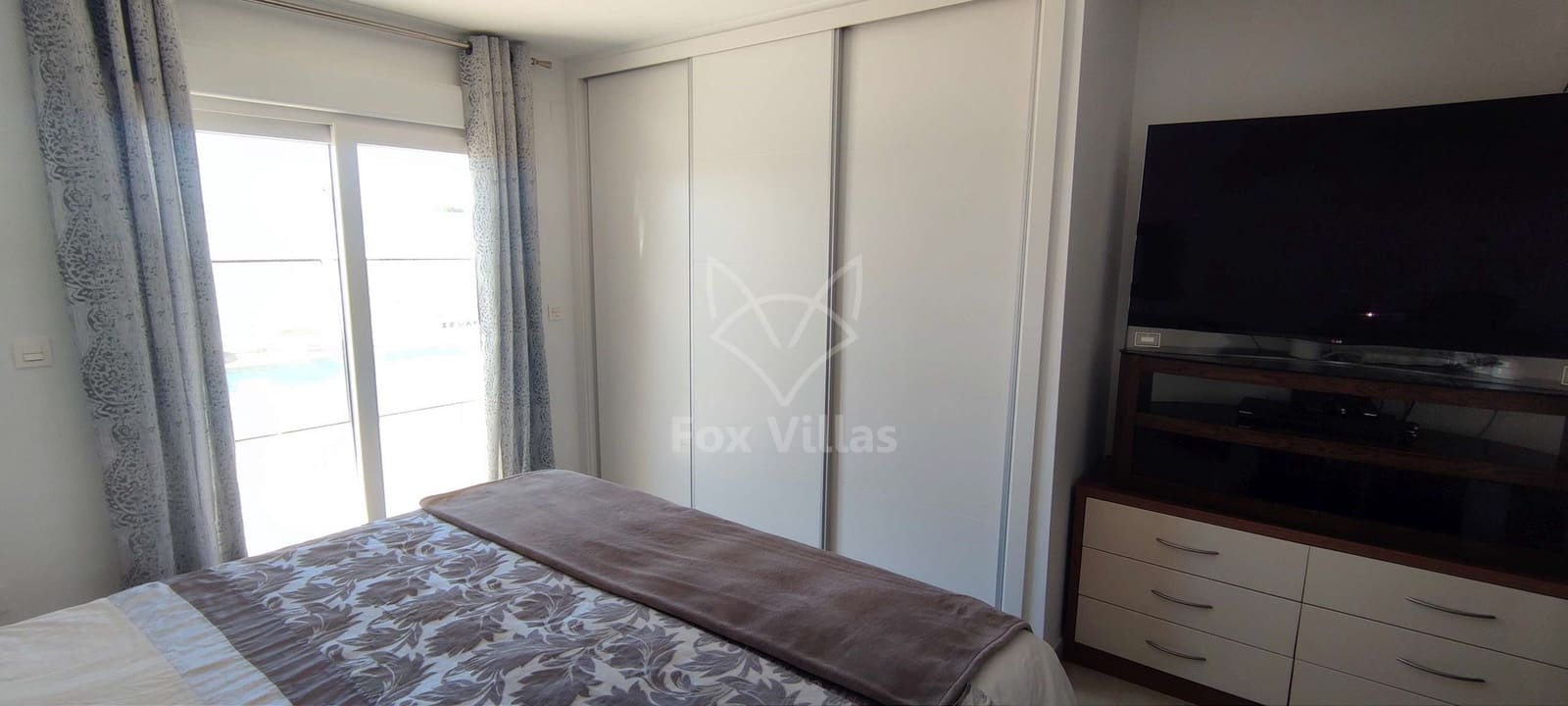 4 soveværelse Villa til salg i Pinoso med swimmingpool - € 595.000 (Ref: 9064483)