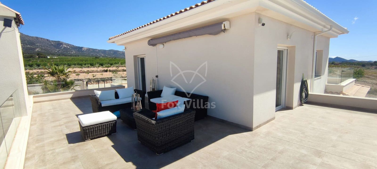 4 soveværelse Villa til salg i Pinoso med swimmingpool - € 595.000 (Ref: 9064483)