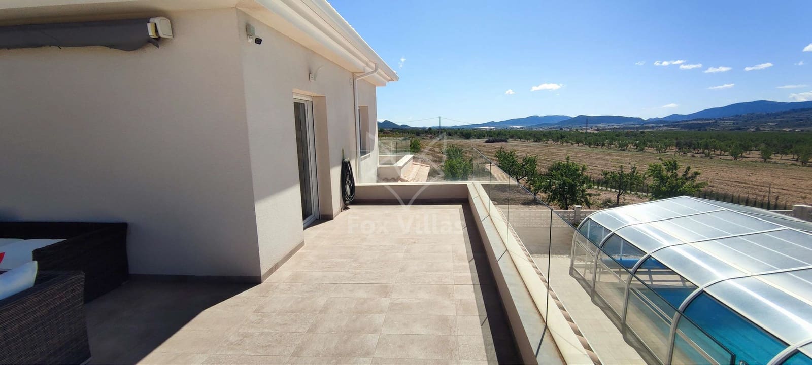 4 soveværelse Villa til salg i Pinoso med swimmingpool - € 595.000 (Ref: 9064483)