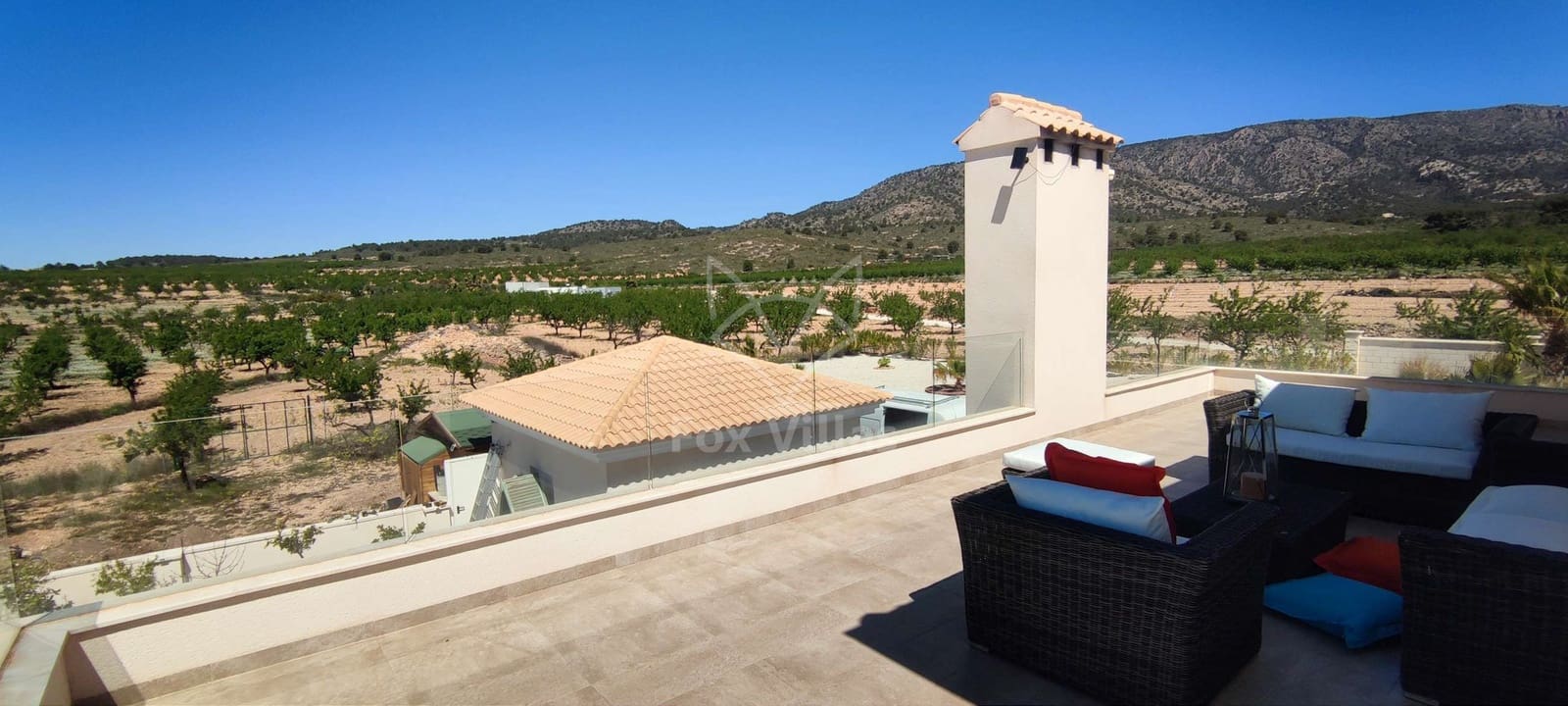 4 soveværelse Villa til salg i Pinoso med swimmingpool - € 595.000 (Ref: 9064483)