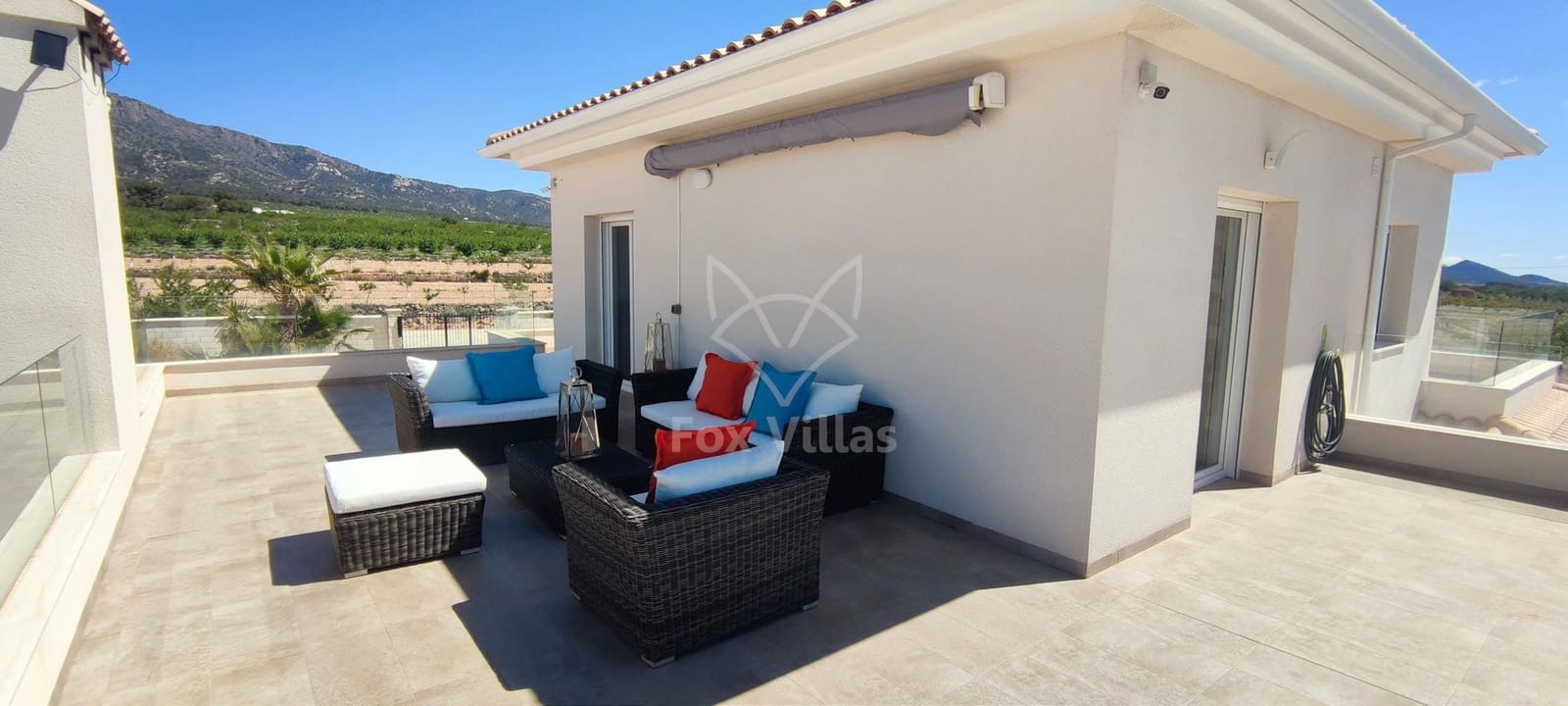 4 soveværelse Villa til salg i Pinoso med swimmingpool - € 595.000 (Ref: 9064483)