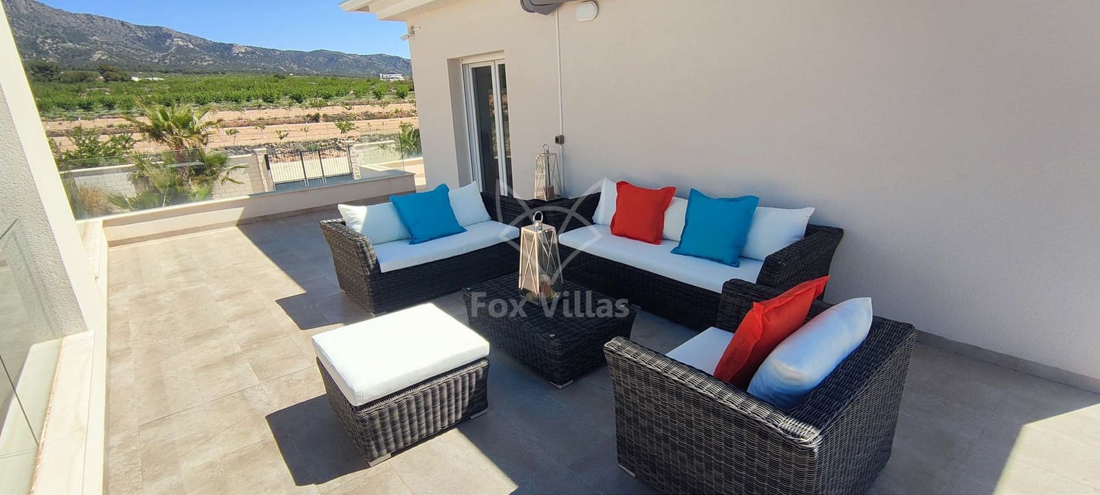 4 soveværelse Villa til salg i Pinoso med swimmingpool - € 595.000 (Ref: 9064483)