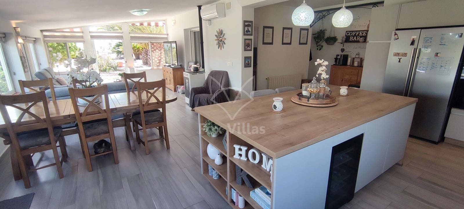 4 sypialnia Willa na sprzedaż w Sax z basenem - 495 995 € (Ref: 9064613)