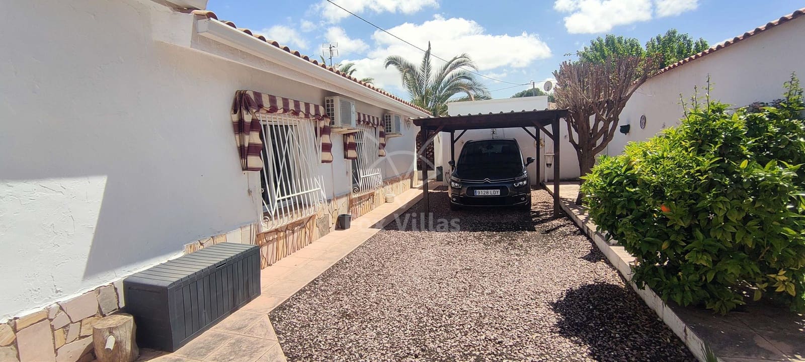 4 sypialnia Willa na sprzedaż w Sax z basenem - 495 995 € (Ref: 9064613)