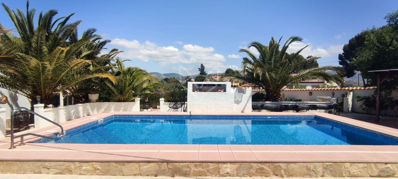 4 sypialnia Willa na sprzedaż w Sax z basenem - 495 995 € (Ref: 9064613)