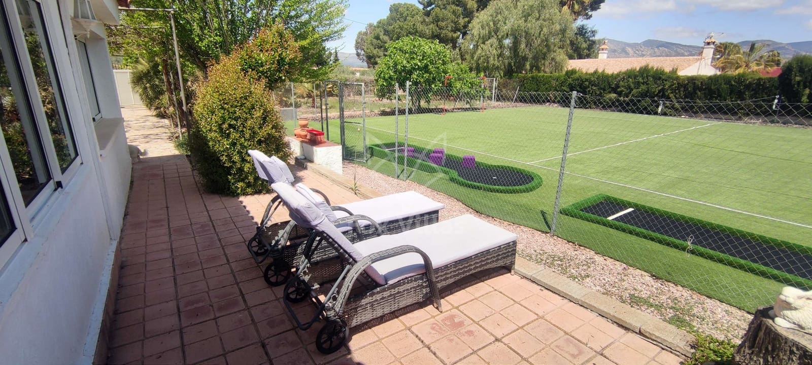 4 sypialnia Willa na sprzedaż w Sax z basenem - 495 995 € (Ref: 9064613)