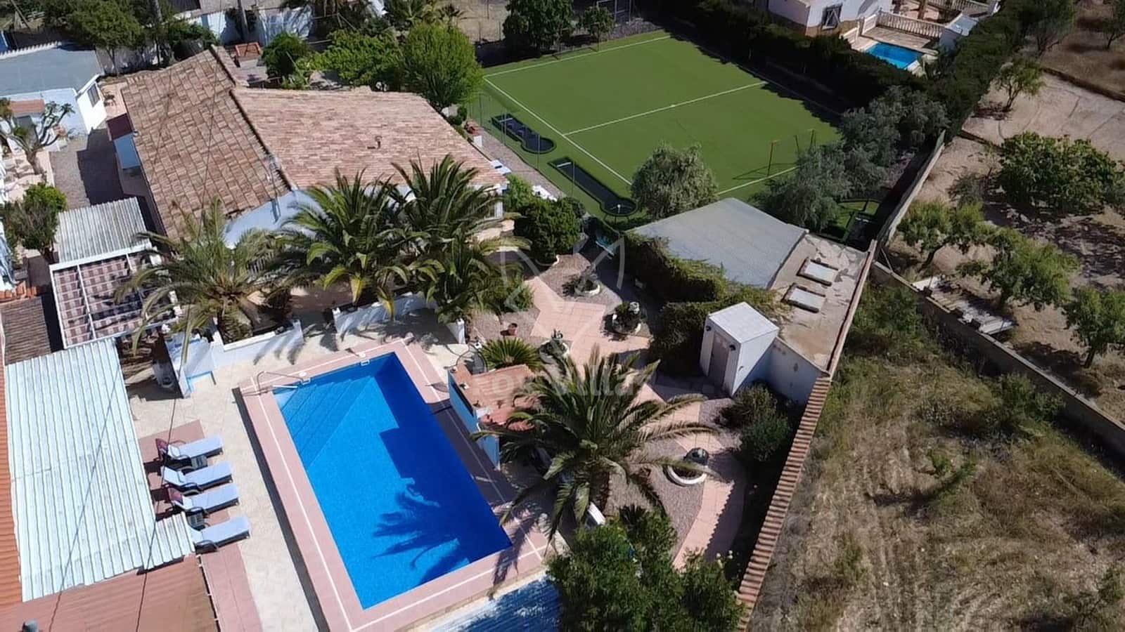 4 sypialnia Willa na sprzedaż w Sax z basenem - 495 995 € (Ref: 9064613)