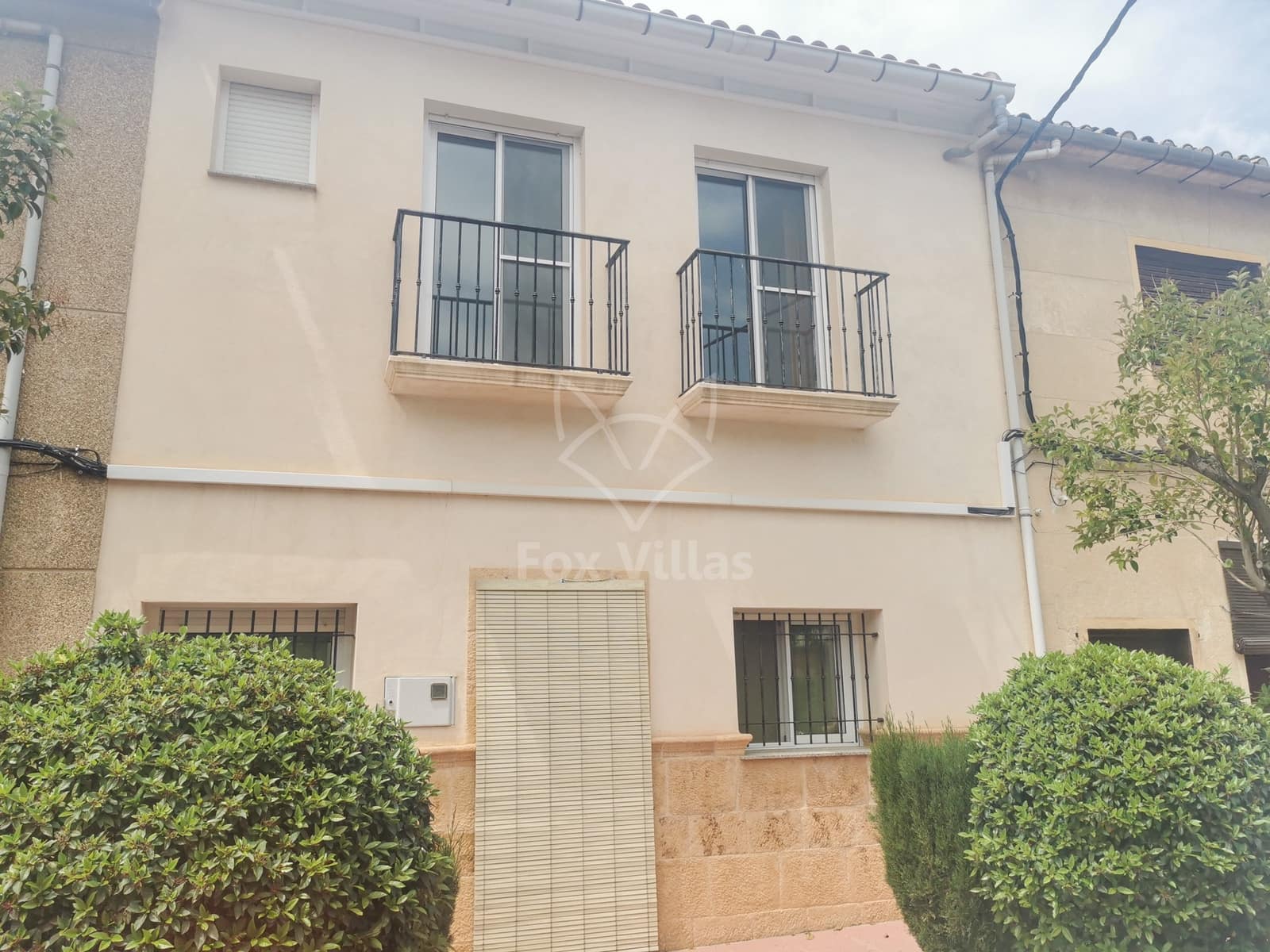 4 soveværelse Byhus til salg i L'Alguena / Alguenya - € 130.000 (Ref: 9066860)