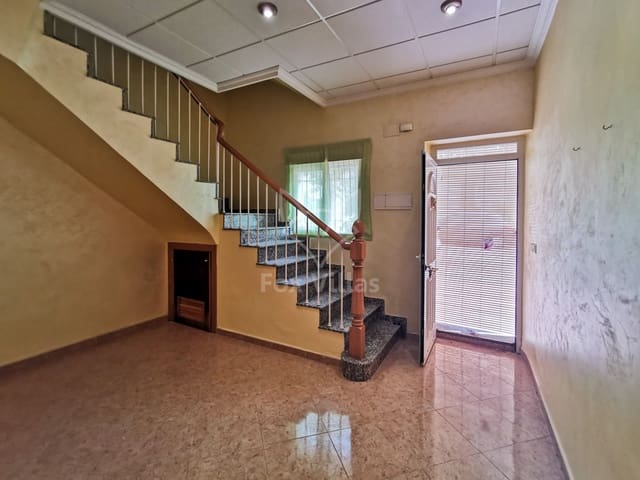 4 bedroom Townhouse for sale in L'Algueña / Alguenya - € 130,000 (Ref: 9066860)