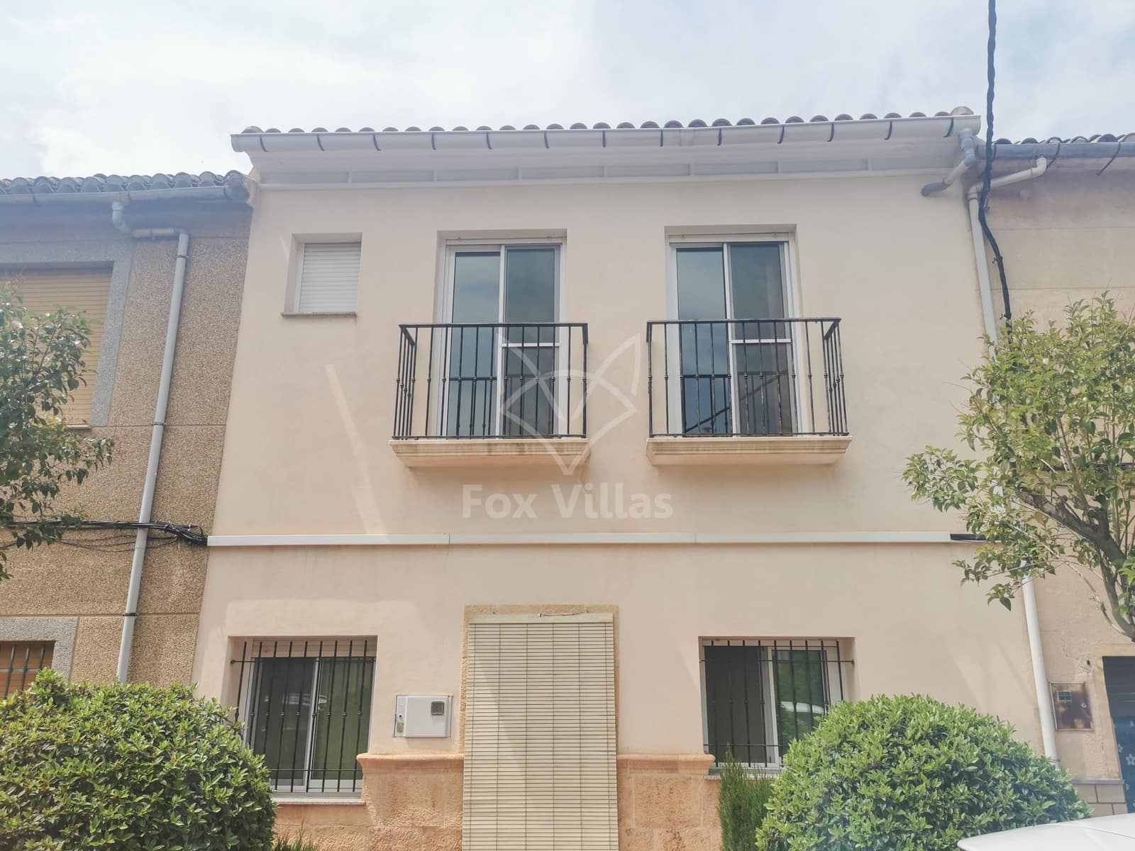 4 soveværelse Byhus til salg i L'Alguena / Alguenya - € 130.000 (Ref: 9066860)