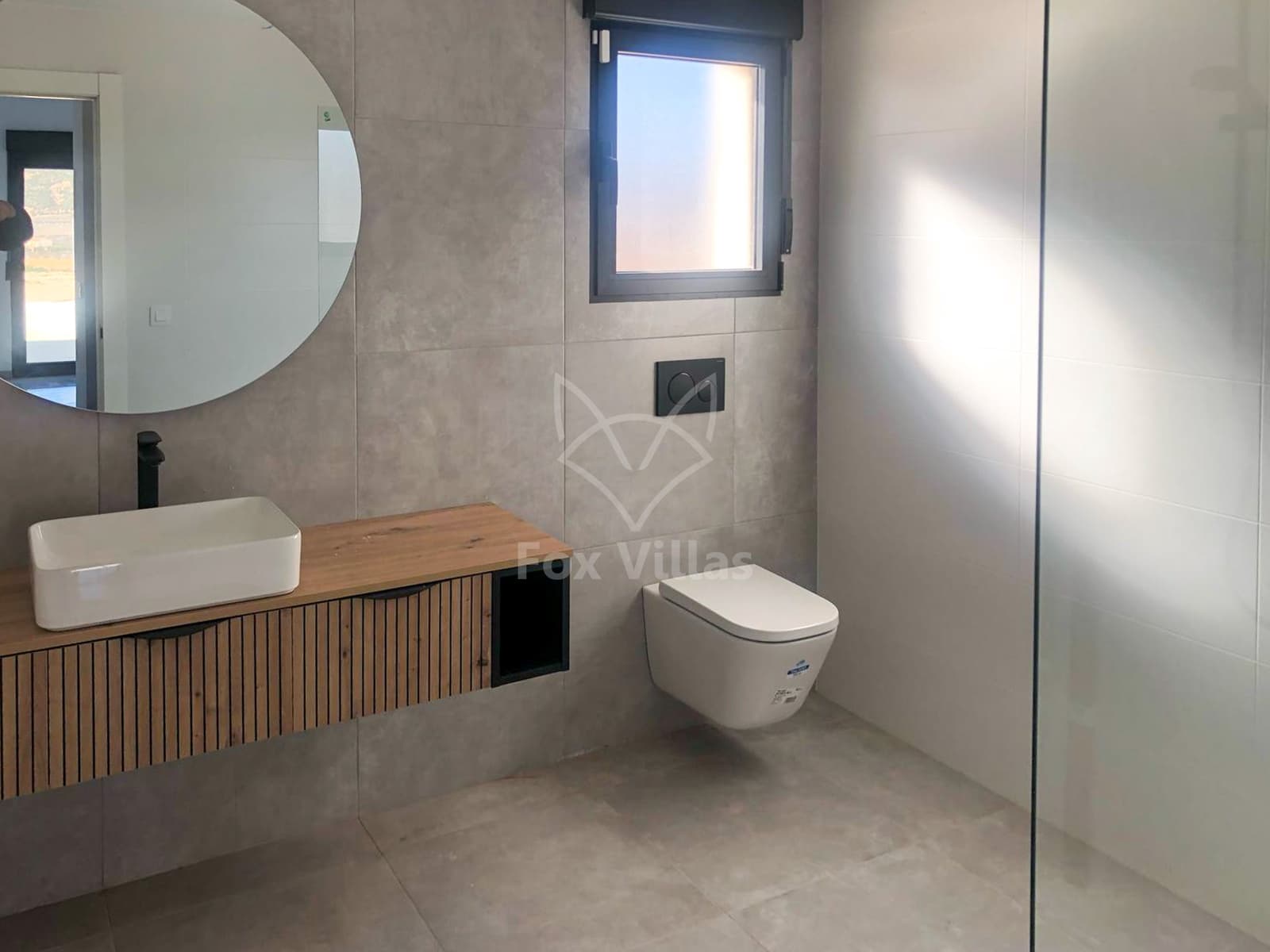 Chalet de 3 habitaciones en Pinoso en venta con piscina - 297.000 € (Ref: 9076941)