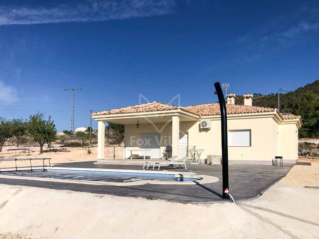 3 bedroom Villa for sale in Pinoso with pool - € 297,000 (Ref: 9076941)