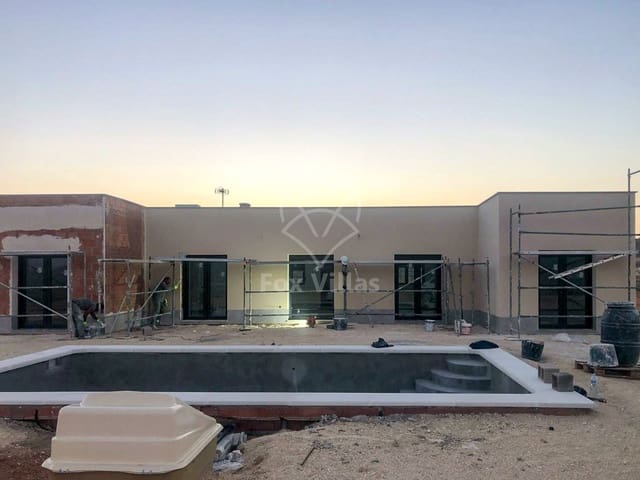 3 quarto Moradia para venda em Pinoso com piscina - 297 000 € (Ref: 9076942)