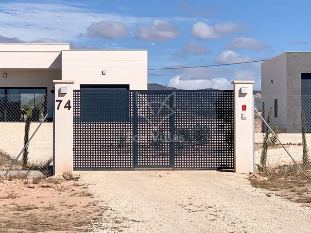 3 soverom Villa til salgs i Pinoso med svømmebasseng - € 357 000 (Ref: 9077142)