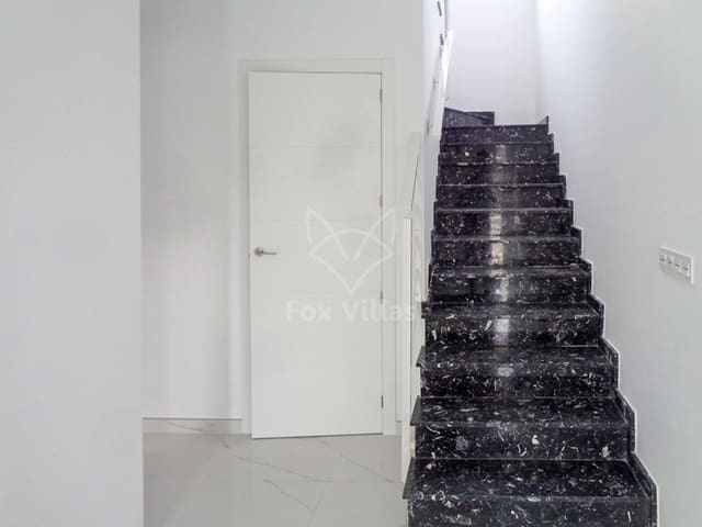 3 soverom Villa til salgs i Pinoso med svømmebasseng - € 381 000 (Ref: 9077452)