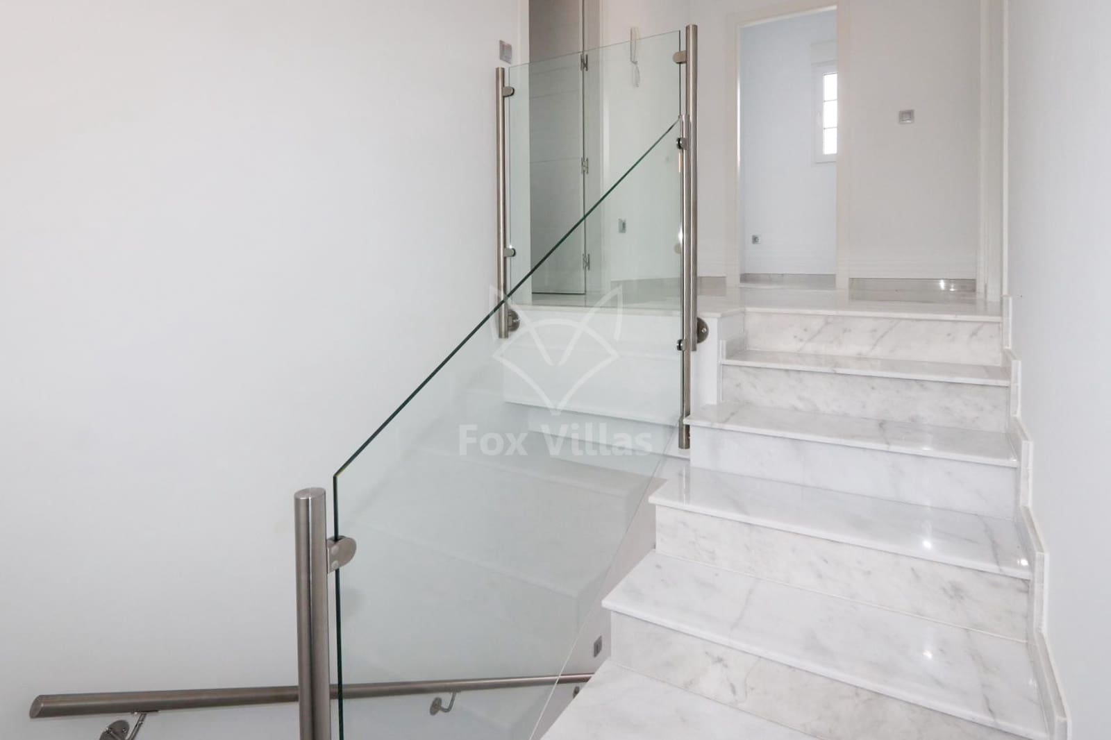 3 soveværelse Villa til salg i Pinoso med swimmingpool - € 381.000 (Ref: 9077452)