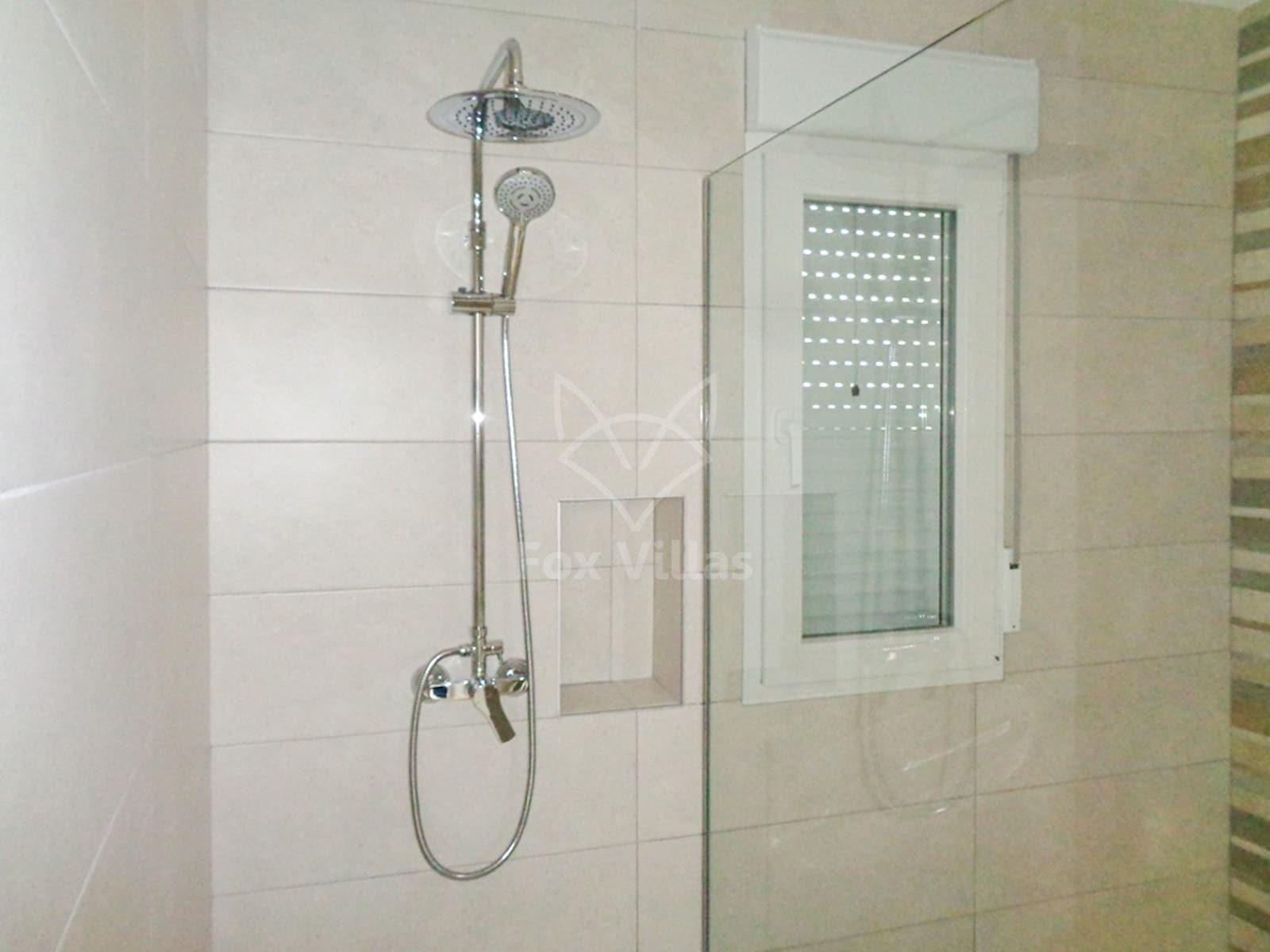 3 soveværelse Villa til salg i Pinoso med swimmingpool - € 381.000 (Ref: 9077452)