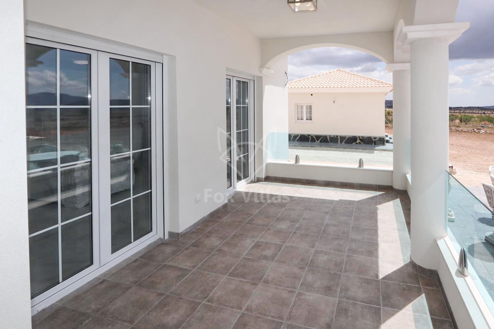 3 soveværelse Villa til salg i Pinoso med swimmingpool - € 381.000 (Ref: 9077452)