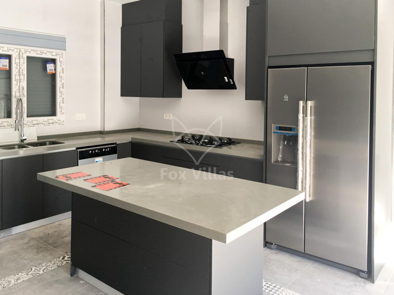 3 sypialnia Willa na sprzedaż w Pinoso z basenem garażem - 359 000 € (Ref: 9079857)