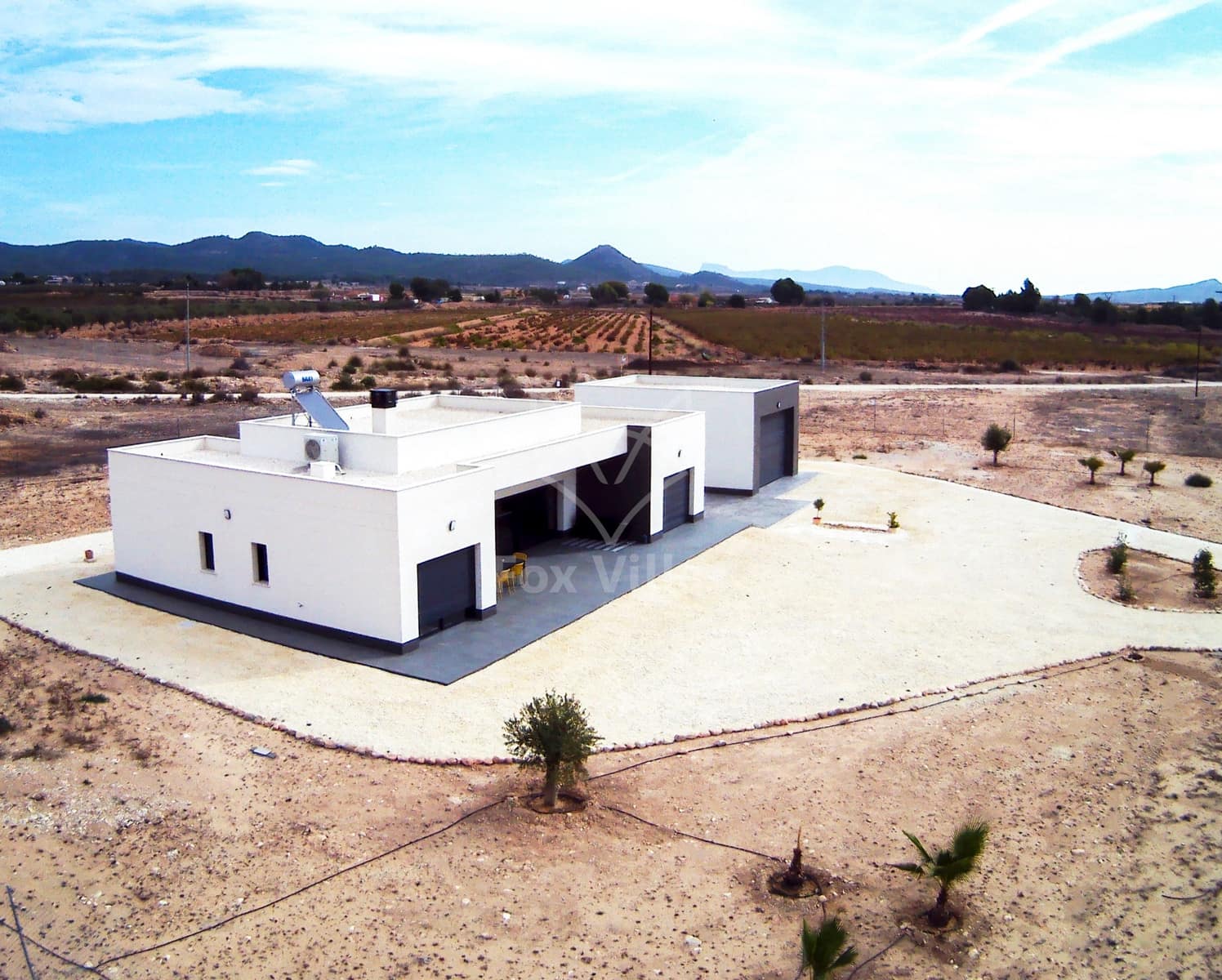 3 sypialnia Willa na sprzedaż w Pinoso z basenem garażem - 389 000 € (Ref: 9079862)