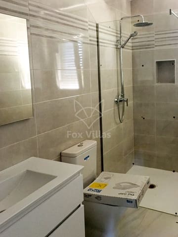 Chalet de 3 habitaciones en Pinoso en venta con piscina - 297.000 € (Ref: 9080698)