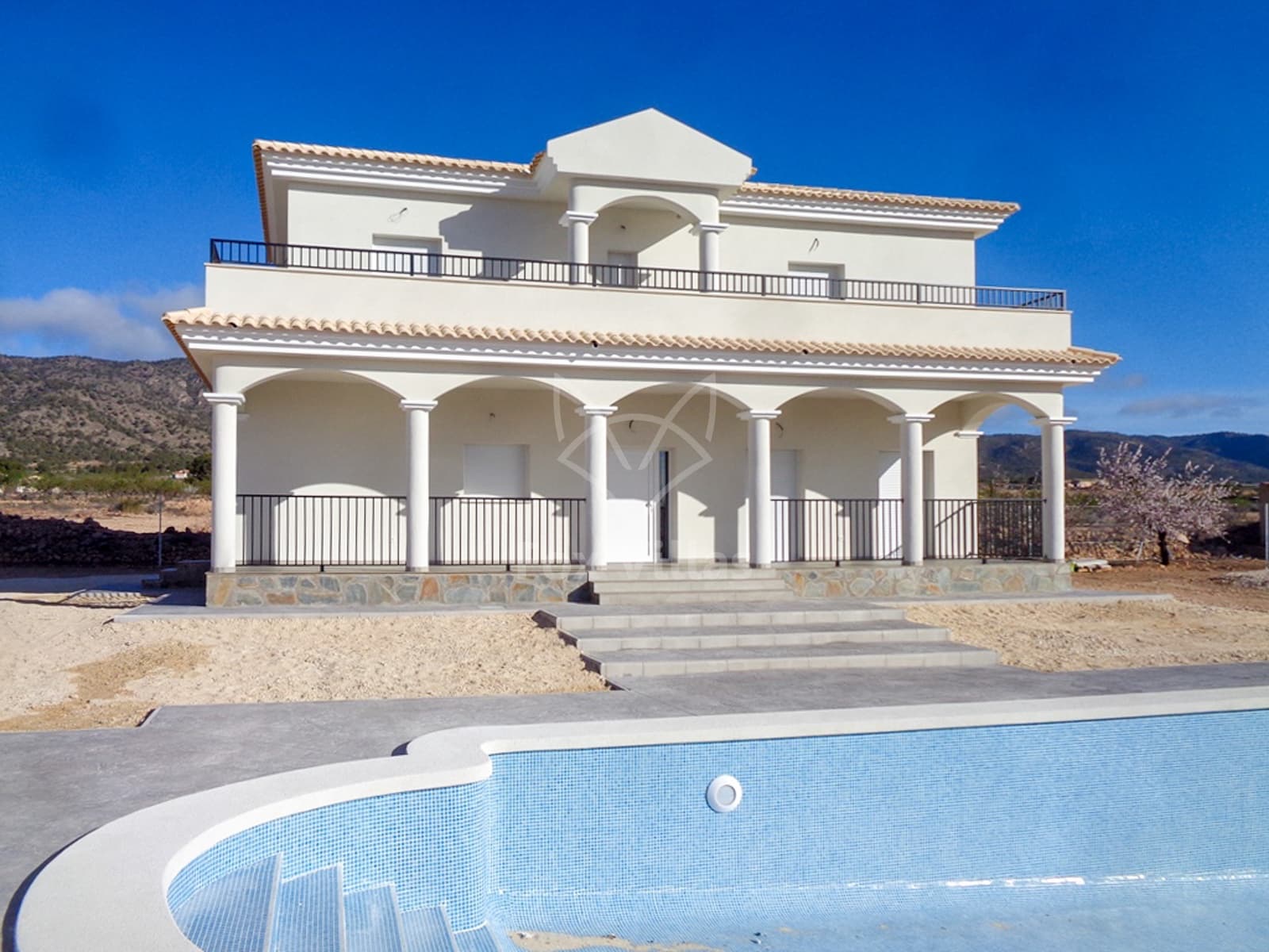 3 soverom Villa til salgs i Pinoso med svømmebasseng - € 401 000 (Ref: 9080741)