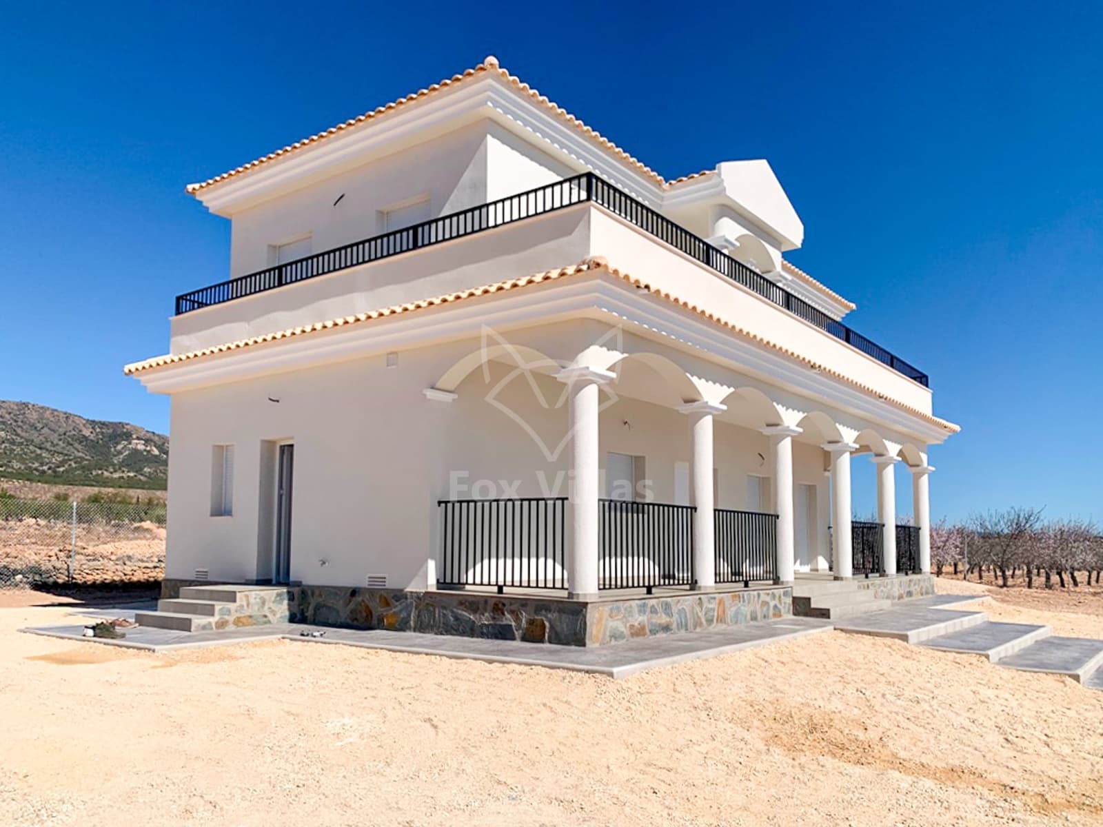 3 soverom Villa til salgs i Pinoso med svømmebasseng - € 401 000 (Ref: 9080741)