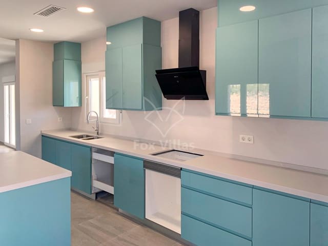 3 soverom Villa til salgs i Pinoso med svømmebasseng - € 401 000 (Ref: 9080741)