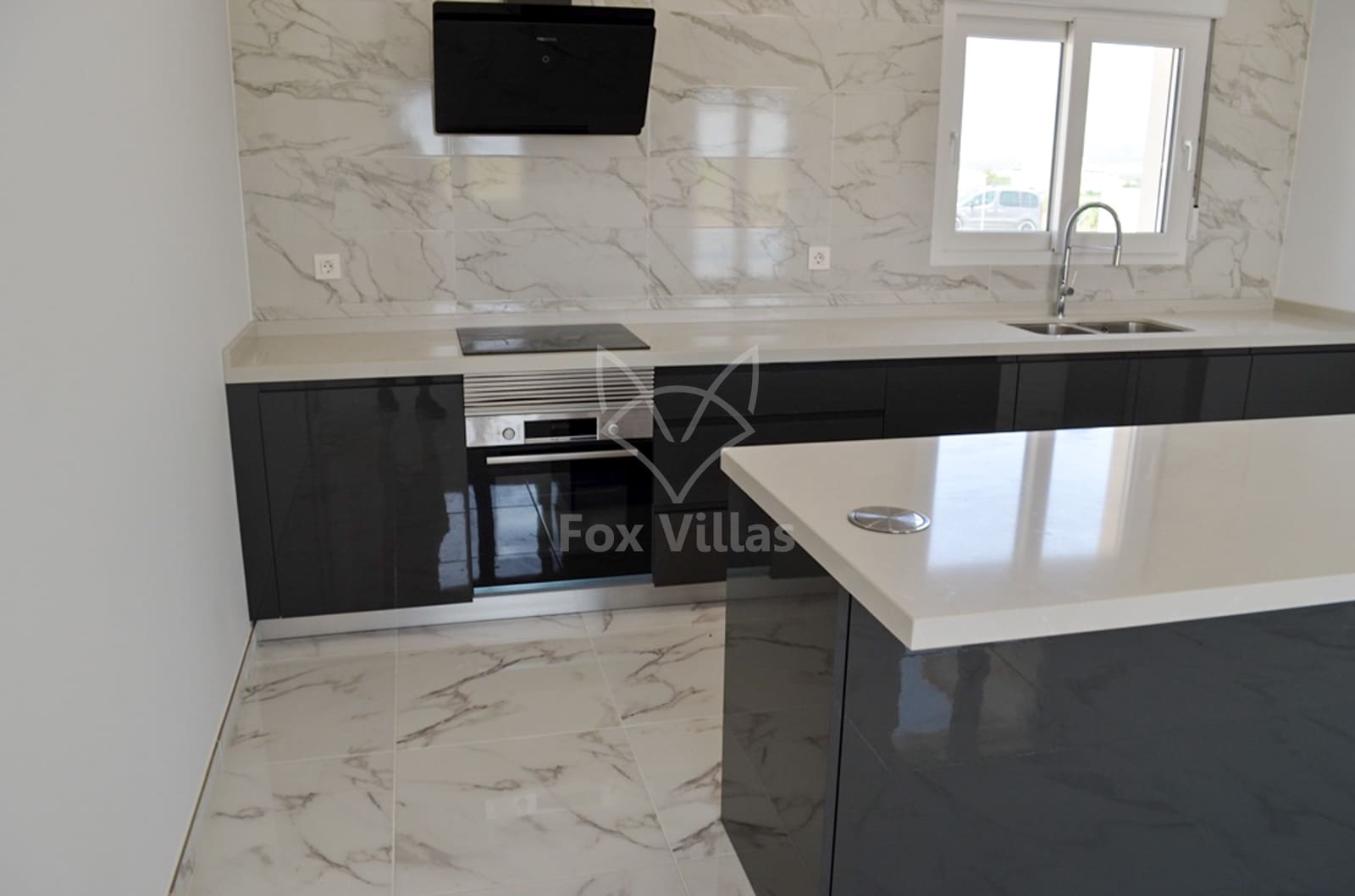 4 soveværelse Villa til salg i Pinoso med swimmingpool garage - € 454.000 (Ref: 9080745)