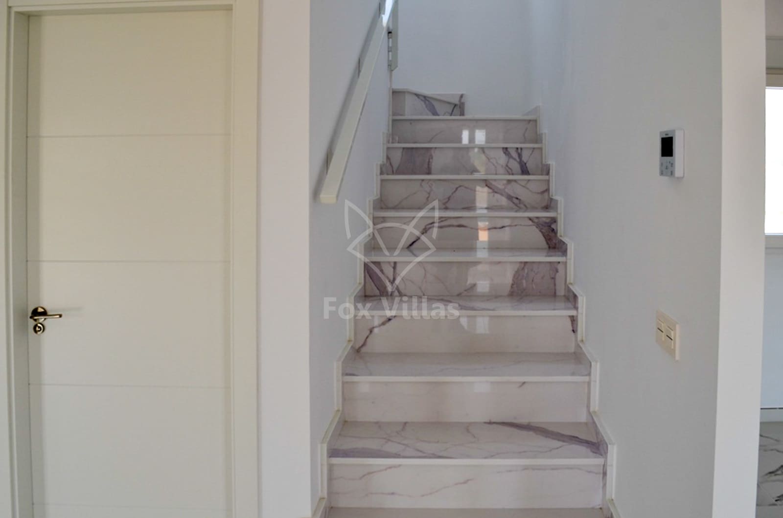 4 soveværelse Villa til salg i Pinoso med swimmingpool garage - € 454.000 (Ref: 9080745)