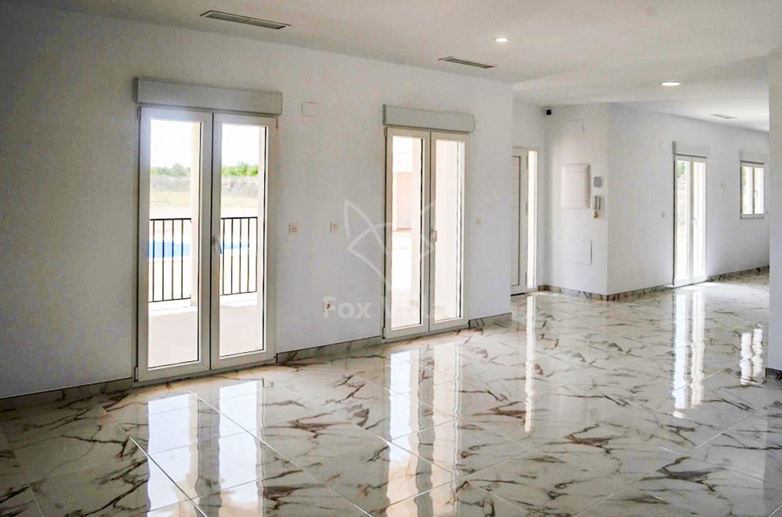 4 soveværelse Villa til salg i Pinoso med swimmingpool garage - € 454.000 (Ref: 9080745)