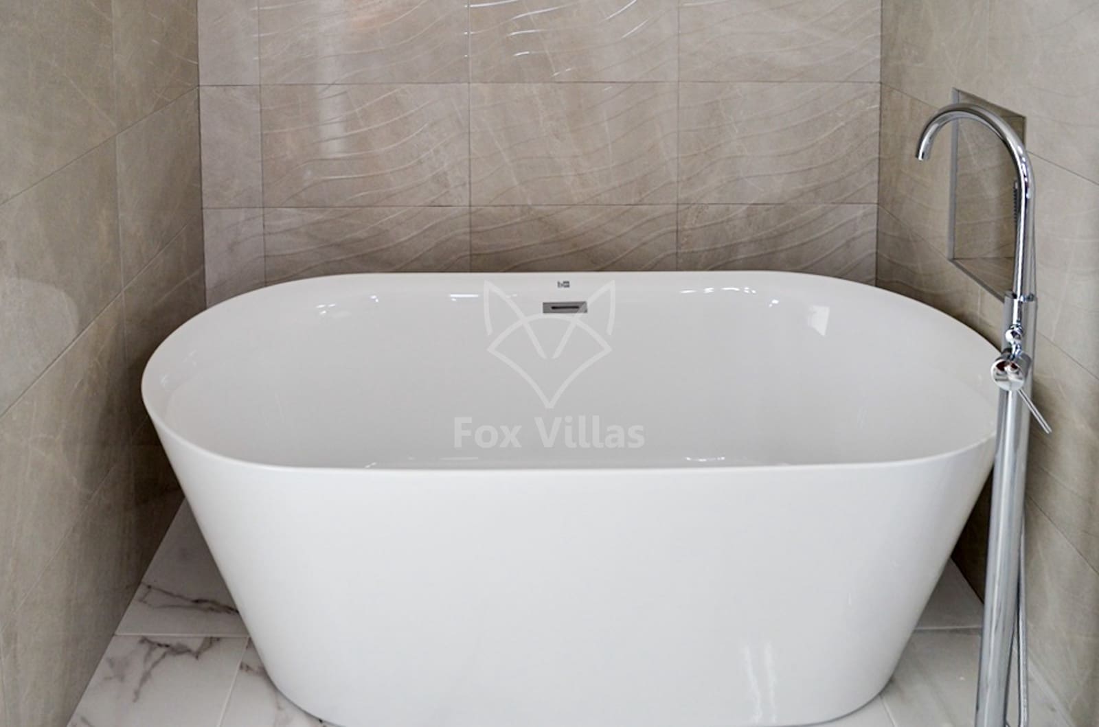 4 soveværelse Villa til salg i Pinoso med swimmingpool garage - € 454.000 (Ref: 9080745)