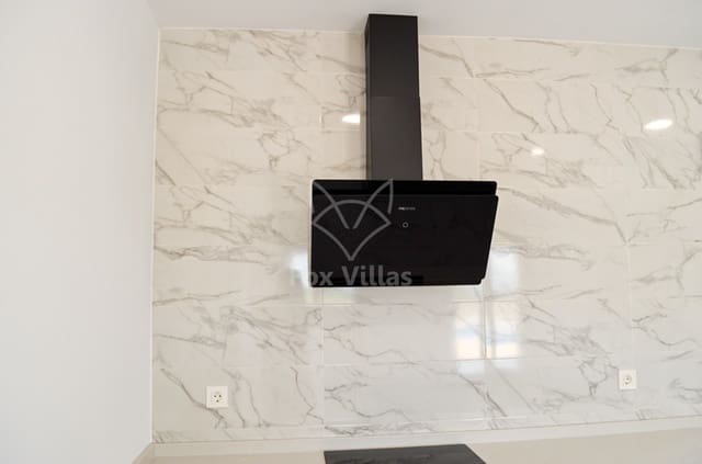 4 soveværelse Villa til salg i Pinoso med swimmingpool garage - € 454.000 (Ref: 9080745)