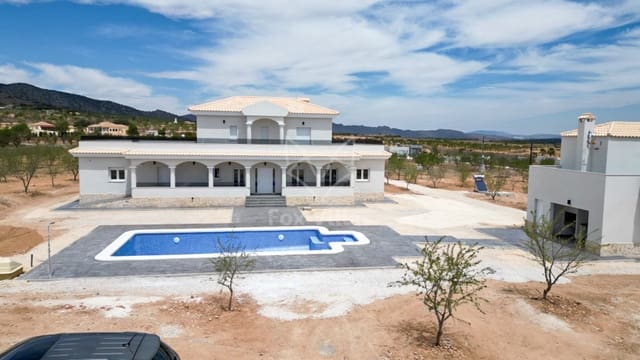 5 soverom Villa til salgs i Pinoso med svømmebasseng garasje - € 545 000 (Ref: 9080749)