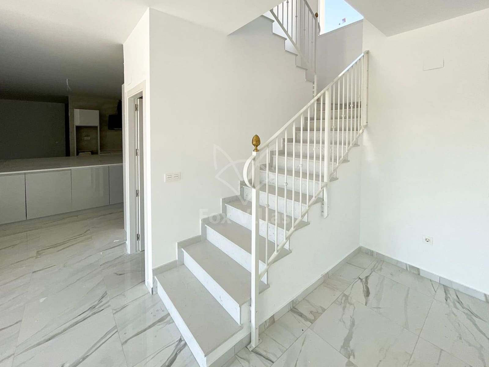 5 soveværelse Villa til salg i Pinoso med swimmingpool garage - € 545.000 (Ref: 9080749)