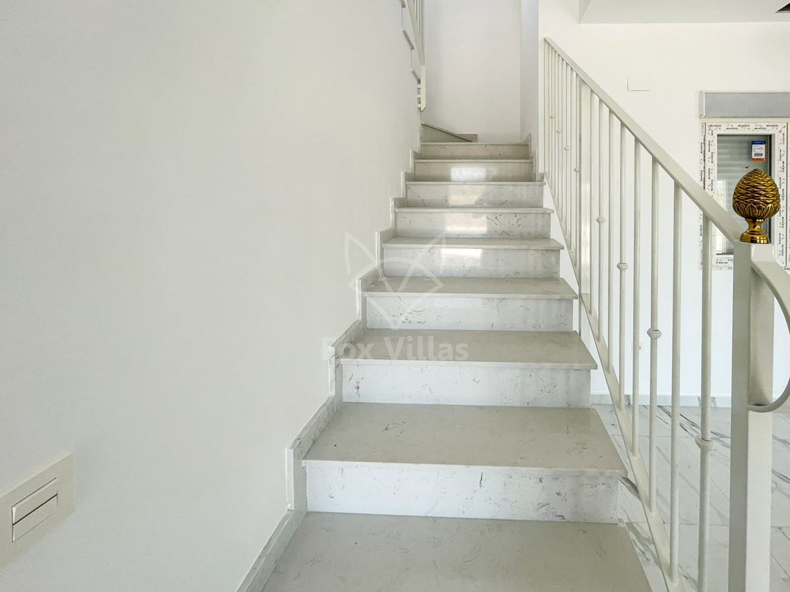 5 soveværelse Villa til salg i Pinoso med swimmingpool garage - € 545.000 (Ref: 9080749)