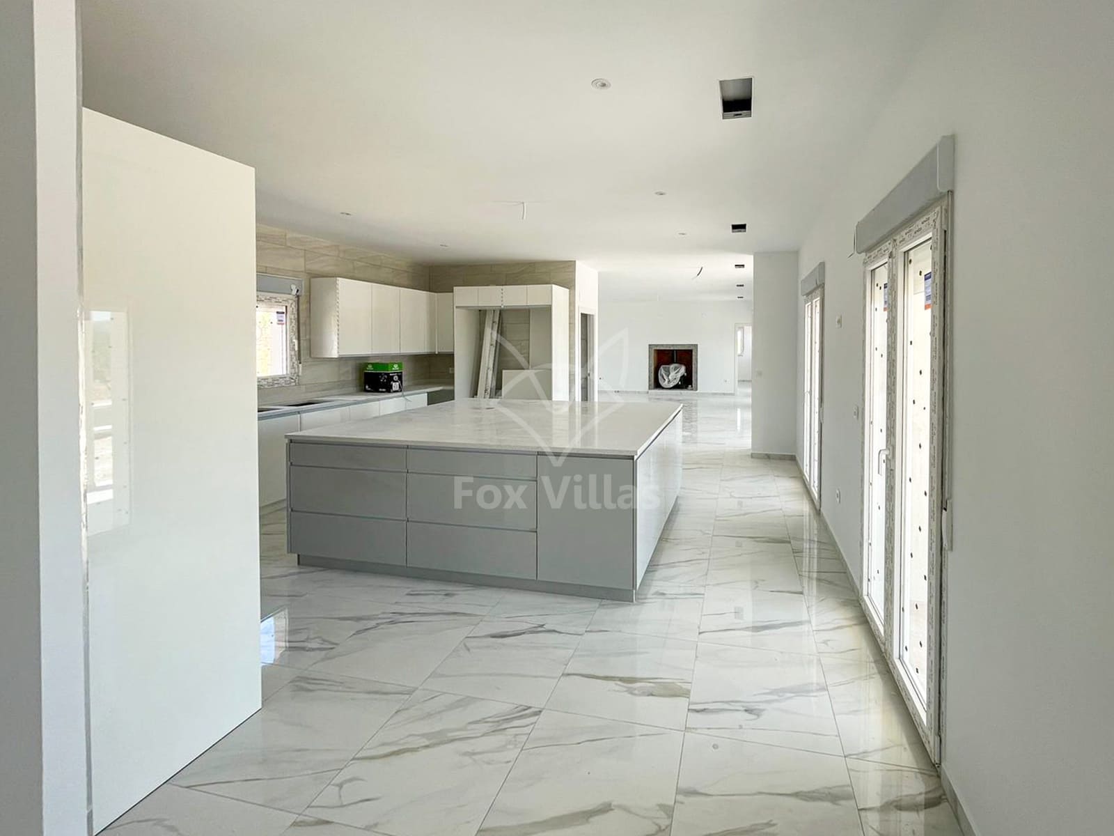 5 soveværelse Villa til salg i Pinoso med swimmingpool garage - € 545.000 (Ref: 9080749)