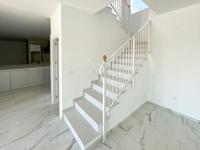 5 soverom Villa til salgs i Pinoso med svømmebasseng garasje - € 545 000 (Ref: 9080749)