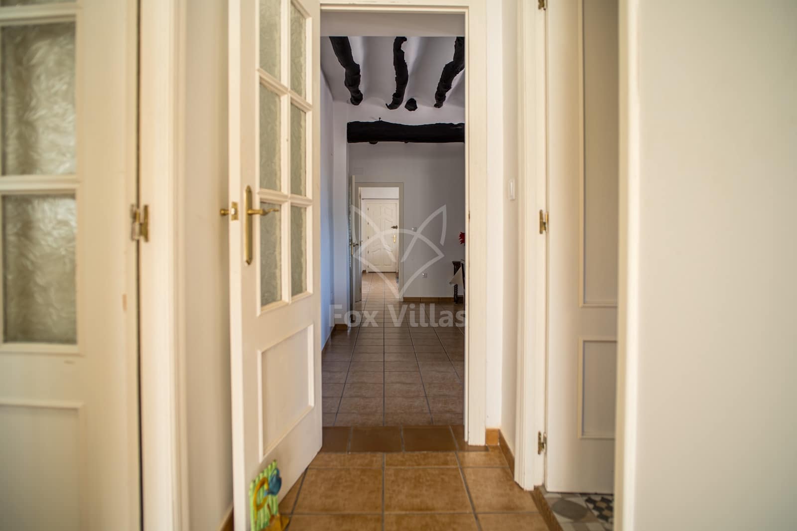 6 soveværelse Finca/Landehus til salg i Pinoso med swimmingpool - € 350.000 (Ref: 9106727)