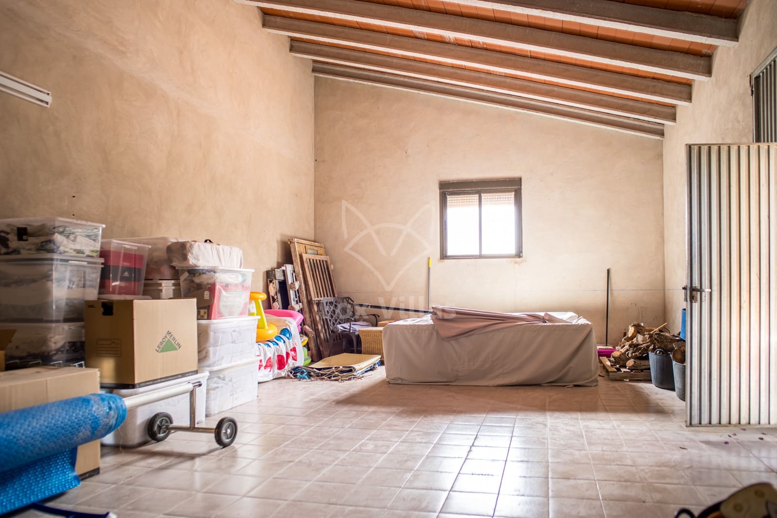 6 soveværelse Finca/Landehus til salg i Pinoso med swimmingpool - € 350.000 (Ref: 9106727)