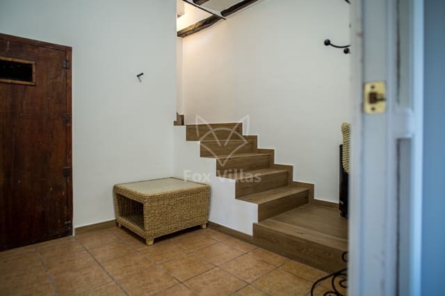 6 slaapkamer Finca/Landhuis te koop in Pinoso met zwembad - € 350.000 (Ref: 9106727)