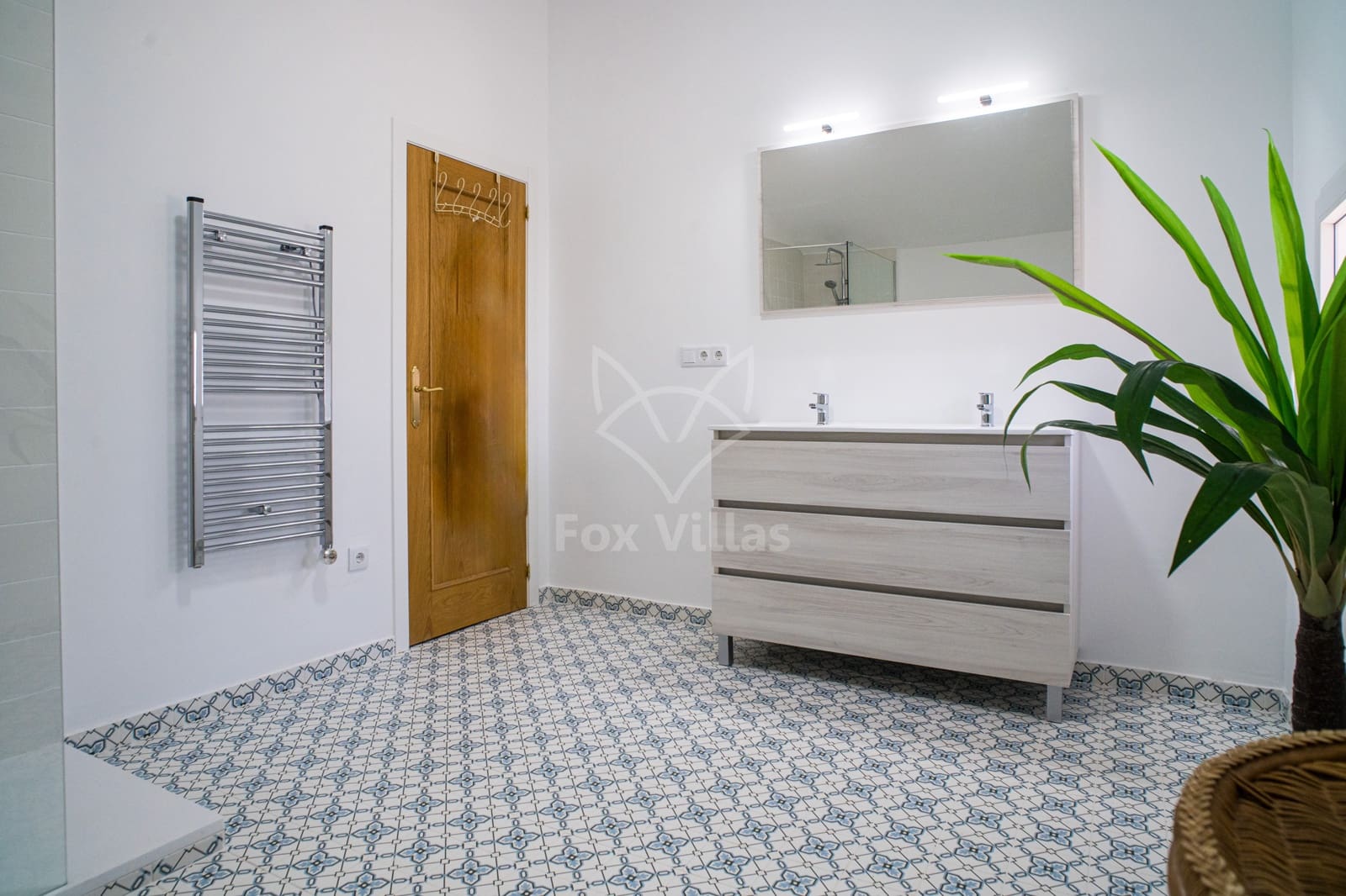 6 soveværelse Finca/Landehus til salg i Pinoso med swimmingpool - € 350.000 (Ref: 9106727)