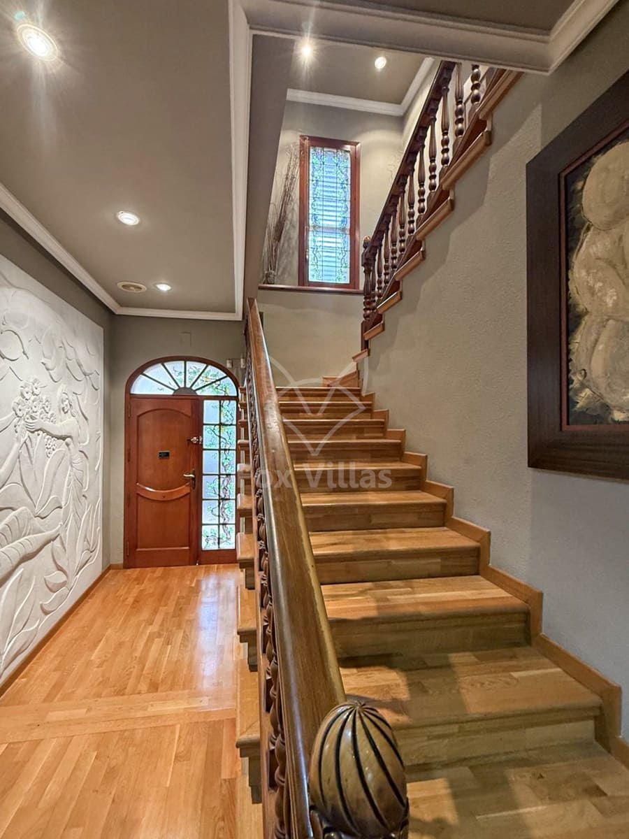 4 soveværelse Byhus til salg i Elda - € 385.000 (Ref: 9114878)