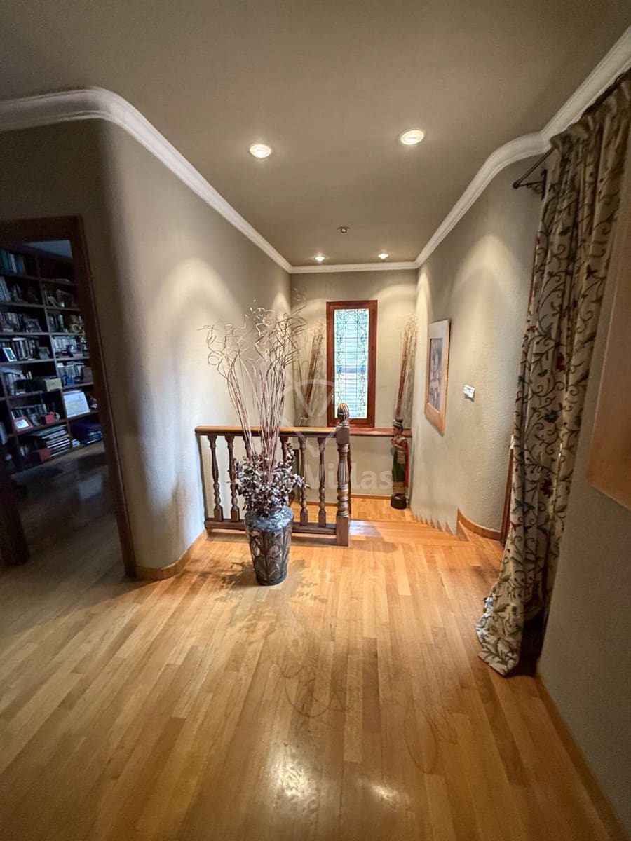 4 soveværelse Byhus til salg i Elda - € 385.000 (Ref: 9114878)