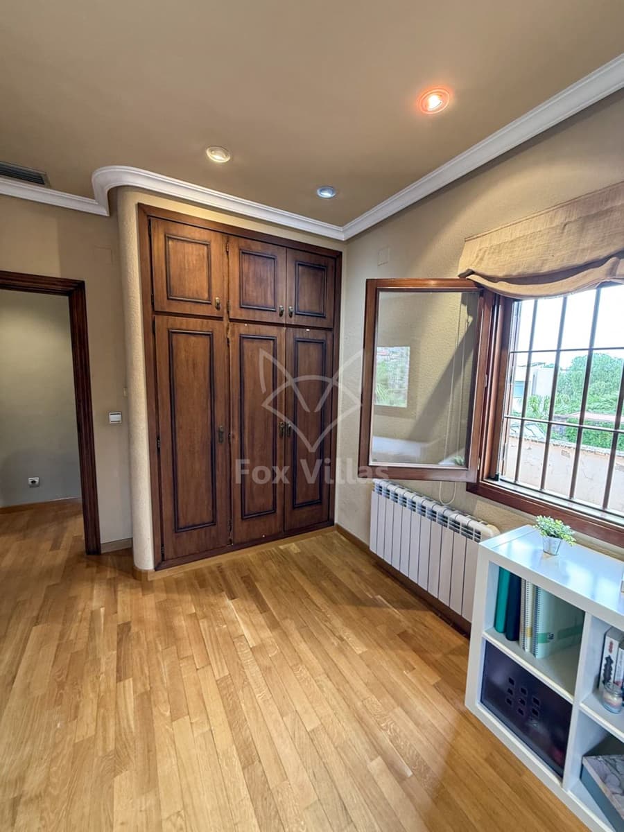 4 soveværelse Byhus til salg i Elda - € 385.000 (Ref: 9114878)